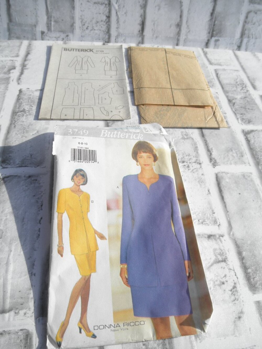 #3749 LIKE NEW BUTTERICK UNCUT SEWING PATTERN MISSES DRESS (SIZE 6-8-10)